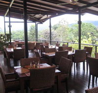 Highlander Tavern Restaurant  Bar - Stays Accommodation