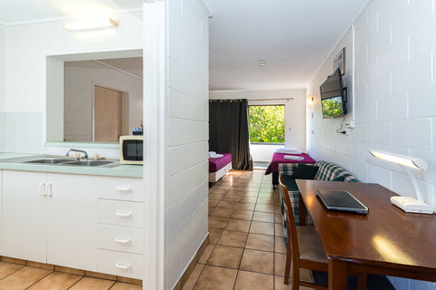 Aaron Motel Gladstone - Stayed 6