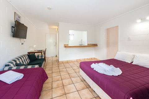 Aaron Motel Gladstone - Stayed 7