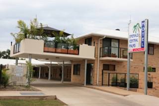 Emerald Central Palms Motel - Stayed 37