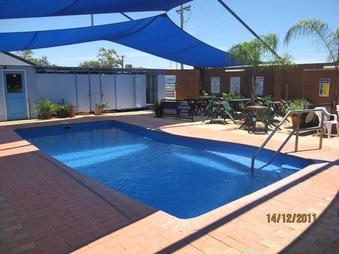 Dragon Phoenix Resort & Restaurant - Stayed 12