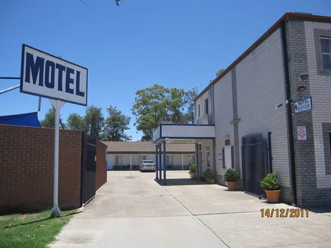 Dragon Phoenix Resort & Restaurant - Stayed 13