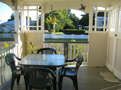 Eco Queenslander Holiday Home - Stayed 8