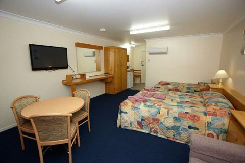 Econo Lodge Alabaster - Stayed 8