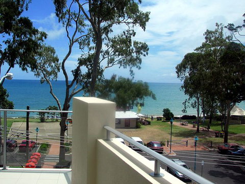Eden By The Bay - Stayed 1