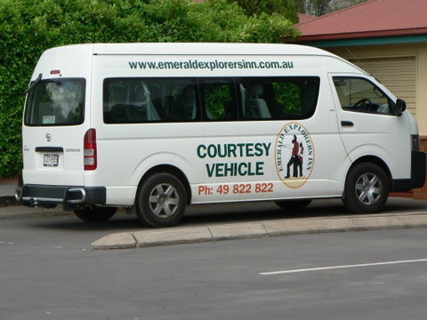 Emerald Explorers Inn - Stays Accommodation 9