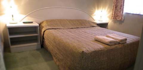 Estelle Kramer Motor Inn - Stayed 4