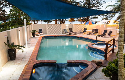 Golden Shores Holiday Club - Stayed 7