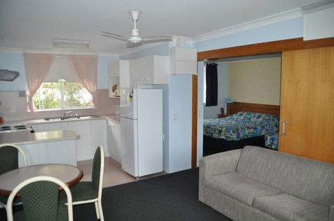 Haven Waters Motel And Apartments - Stayed 6