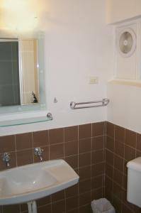 Surf Mist - Stayed 1