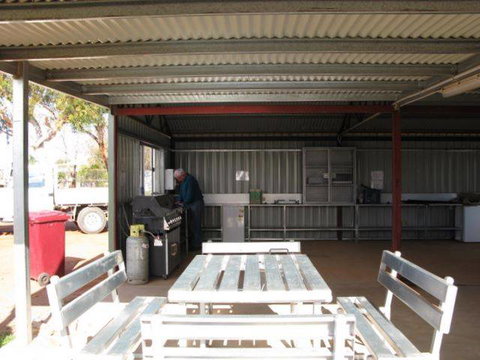 Lake View Caravan Park - Stayed 4