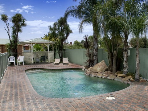 Lincoln Cottage Motor Inn - Stayed 0
