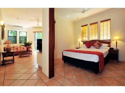 Martinique On Macrossan - Stayed 3