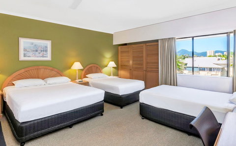 Ibis Styles Cairns - Stays Accommodation 3