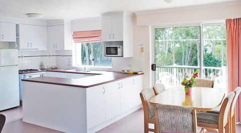 Jade Waters Luxury Apartments - Stayed 0