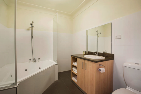 Ocean Beach Hotel - Stayed 9