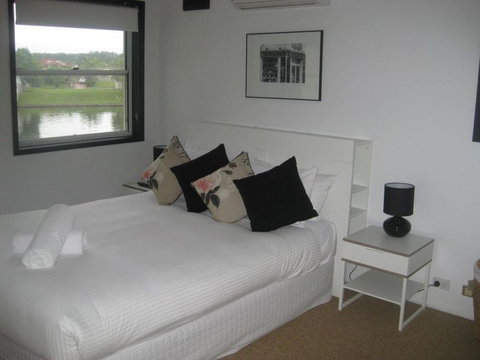 Noosa Entrance Waterfront Resort - Stayed 11