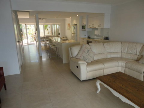 Noosa Entrance Waterfront Resort - Stayed 3