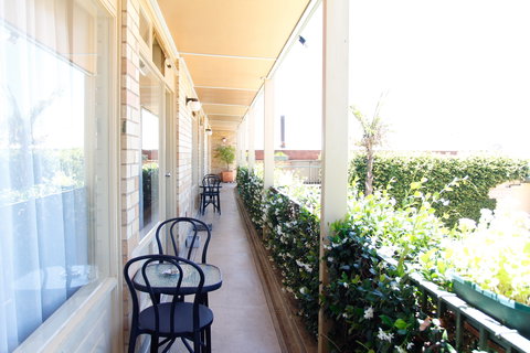 Mid City Motor Inn - Stayed 1