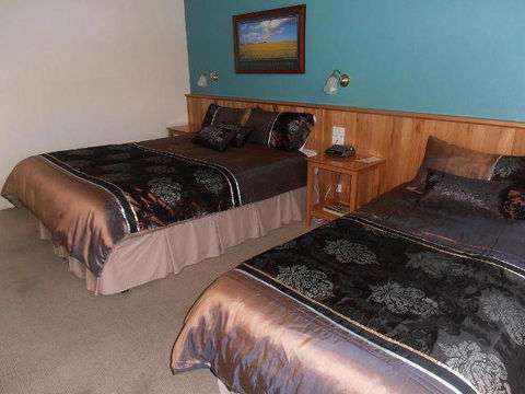 Moe Motor Inn - Stays Accommodation 4