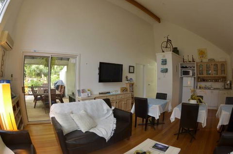 Nelson Bay Bed & Breakfast - Stayed 2