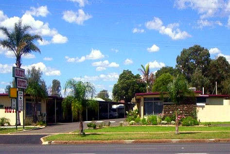 Oakey QLD Stayed