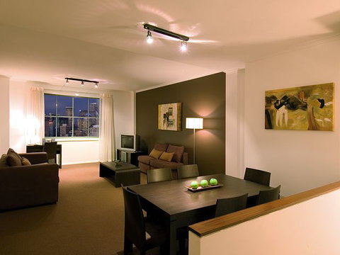 Oaks Goldsbrough Apartments - Stayed 1