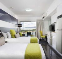 Oaks M on Palmer - Stayed