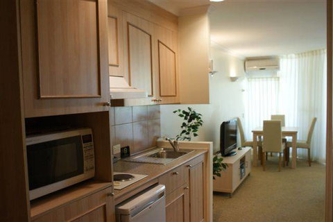 On The Beach Holiday Apartments - Stayed 2