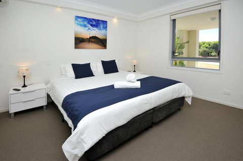 Pacific Marina Apartments - Stayed 6