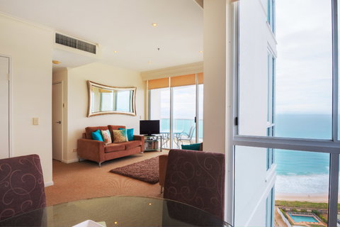 Pacific Views Resort - Main Beach - Stayed 1