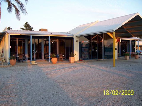 Paddle Steamer Motel - Stays Accommodation 1