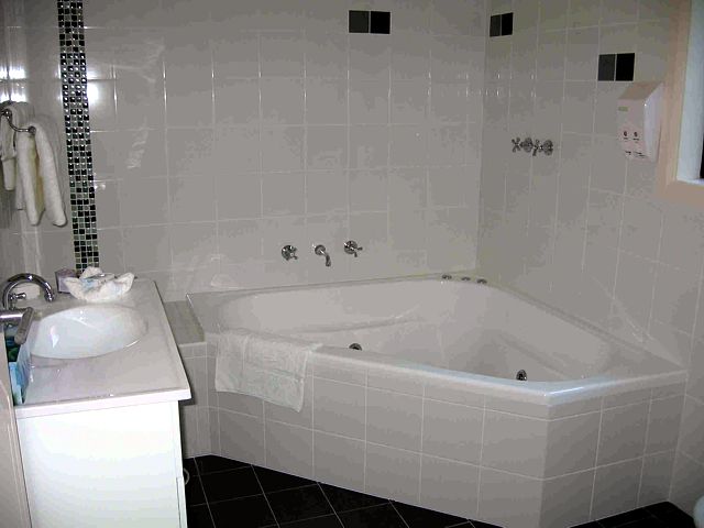 Shellharbour Village NSW Stayed
