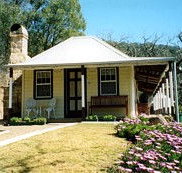 Price Morris Cottage - Stayed