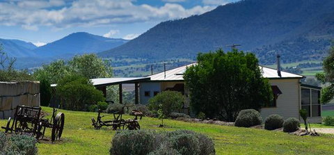 R On The Downs - Stayed 2