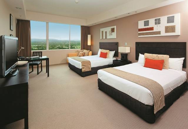 Benowa QLD Stayed