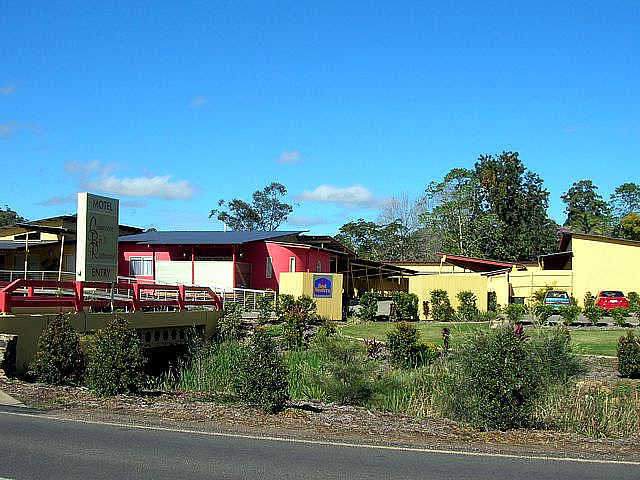 Woombye QLD Stayed