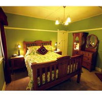 Shelton-Lea Bed  Breakfast - Stayed