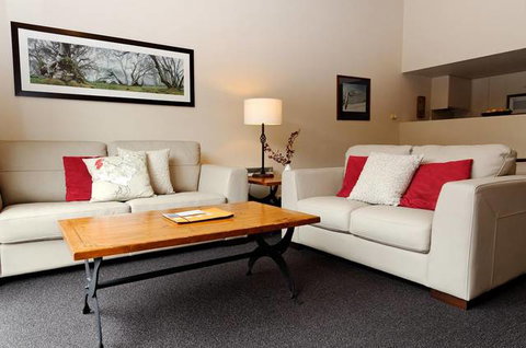 Squatters Run Apartments - Stayed 3