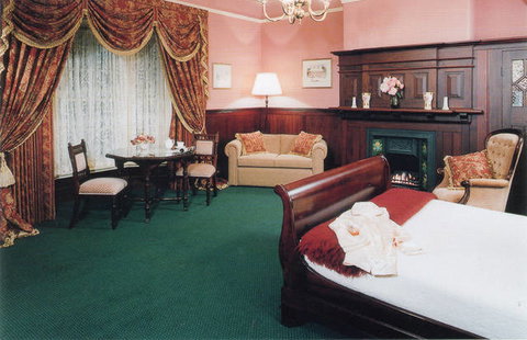 The Clifton Motel And Grittleton Lodge - Stayed 1