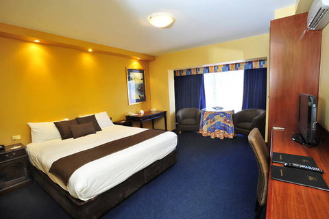 The Clifton Motel And Grittleton Lodge - Stayed 0