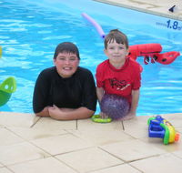 Tuckerbox Motor Inn - Stayed