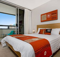 Tweed Ultima - Stayed