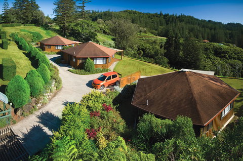 Whispering Pines - Stayed 8