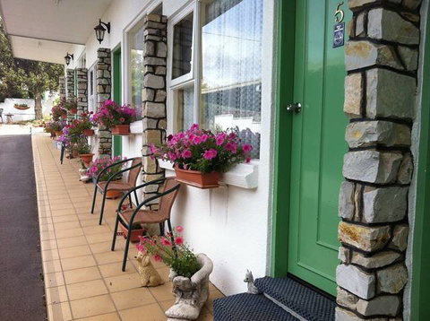 White Manor Motel - Stayed 1