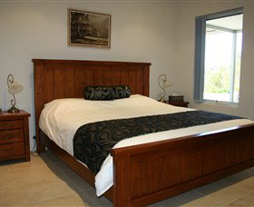 Brigadoon Retreat - Stays Accommodation 2