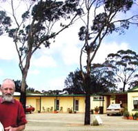Lake Grace Saltbush Inn - Stays Accommodation