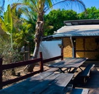 Lazy Lizard Caravan Park - Stayed