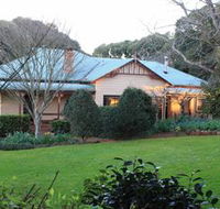 MossGrove Bed and Breakfast - Stays Accommodation