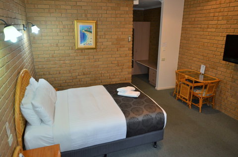 Tropicana Motor Inn - Stayed 5